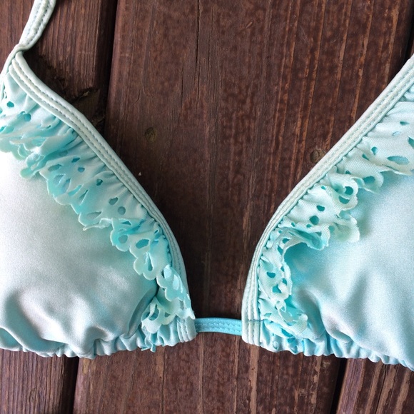NWT—HEAT Ruffled String Bikini - Picture 2 of 4